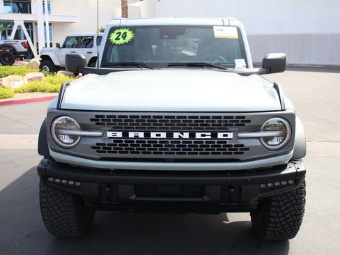 Certified 2024 Ford Bronco Badlands w/ Sasquatch Package AWD/4WD image 13