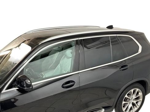 Used 2023 BMW X5 xDrive40i w/ Premium Package AWD/4WD image 22