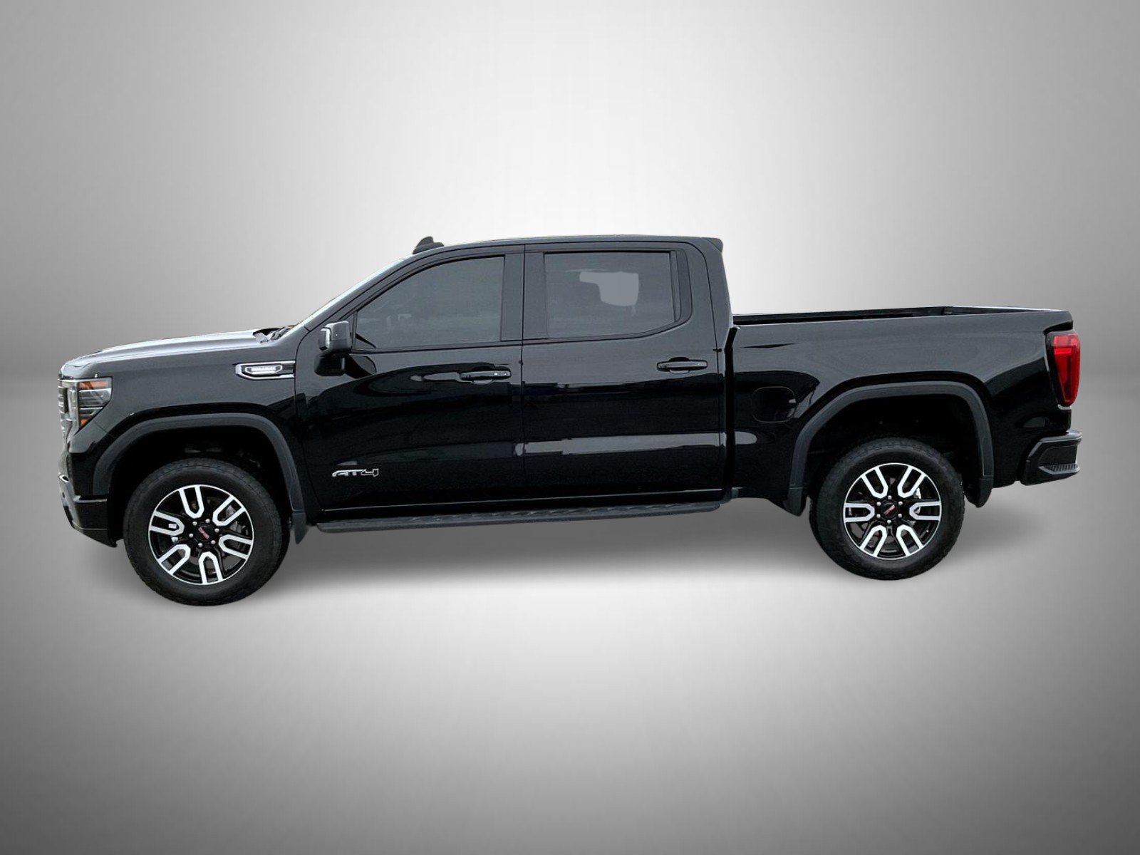 Certified 2024 GMC Sierra 1500 AT4 w/ Technology Package AWD/4WD image 8