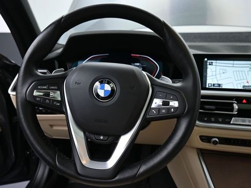 Used 2021 BMW 330i xDrive Sedan w/ Convenience Package image 11