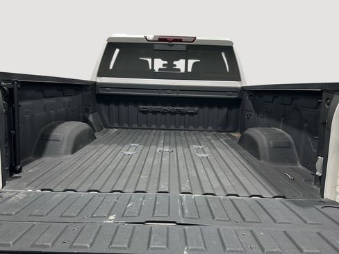 Used 2022 GMC Sierra 3500 Denali image 25