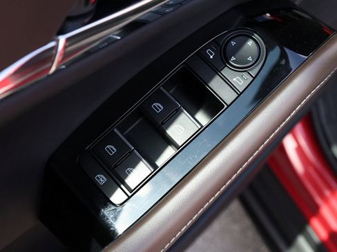 Certified 2025 MAZDA CX-30 AWD 2.5 S w/ Premium Package image 12