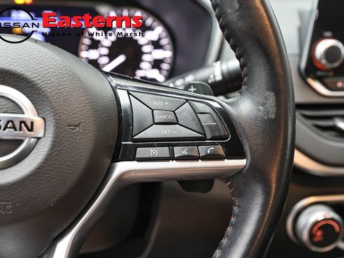 Used 2020 Nissan Altima 2.5 SR FWD image 16