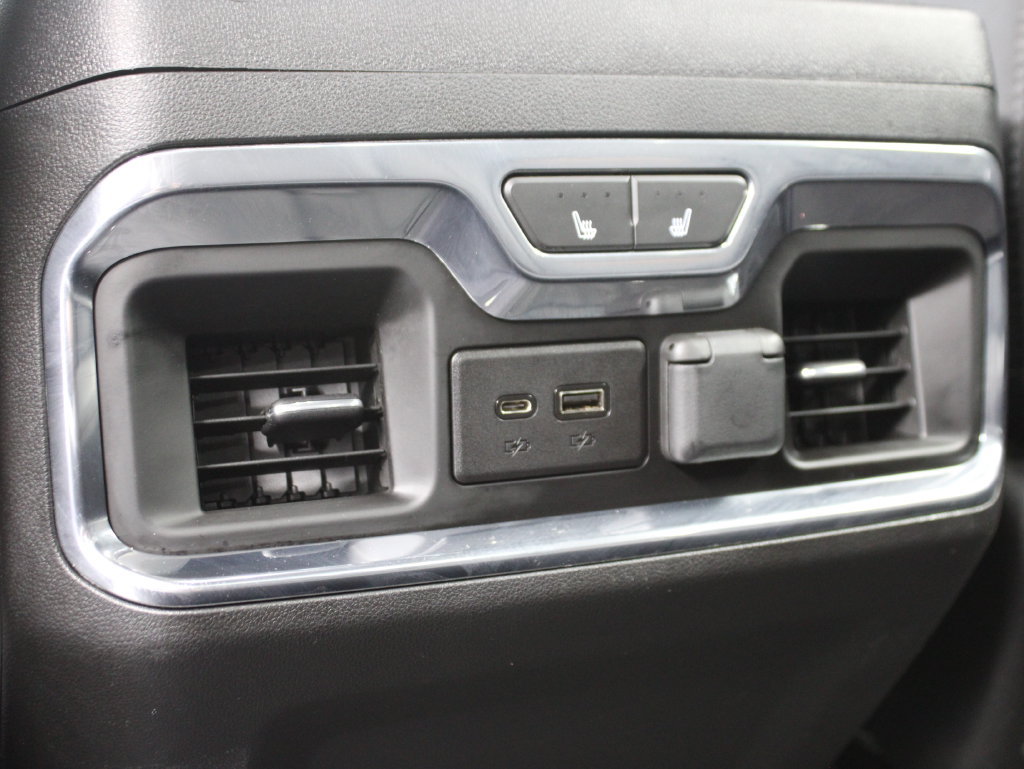 Used 2023 GMC Sierra 2500 AT4 w/ AT4 Preferred Package AWD/4WD image 18