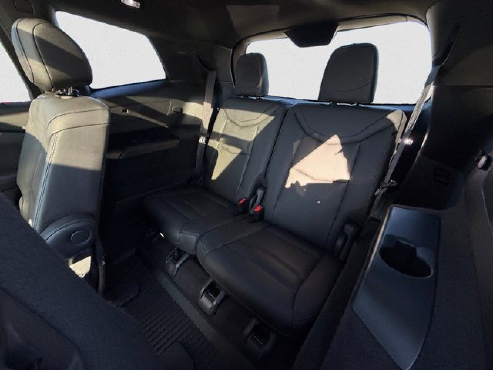 Used 2024 Cadillac XT6 Sport w/ LPO, Onyx Lite Package AWD/4WD image 19