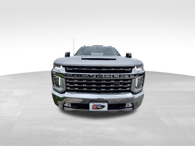 Used 2022 Chevrolet Silverado 2500 LTZ w/ LTZ Premium Package AWD/4WD image 3
