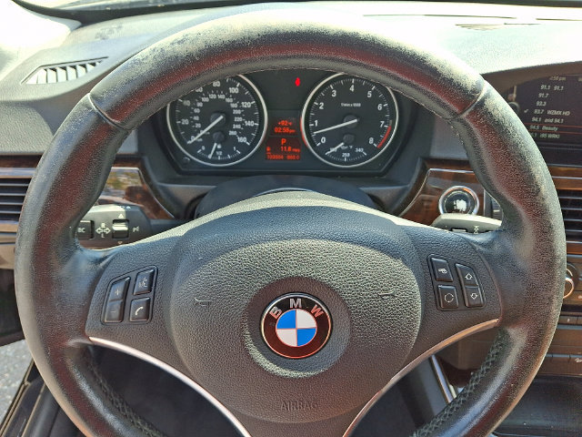 Used 2012 BMW 328i xDrive Coupe AWD/4WD image 4