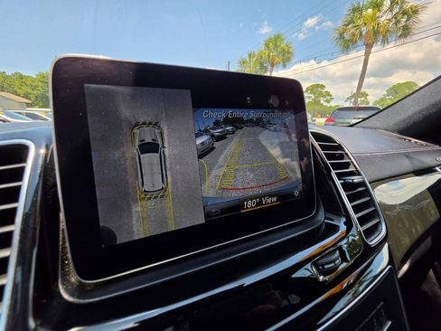 Used 2019 Mercedes-Benz GLS 450 4MATIC image 20