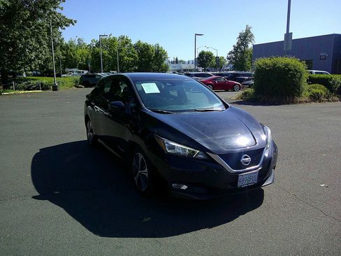 Used 2018 Nissan Leaf SL w/ SL Technology Package FWD image 7