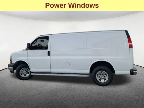 Used 2024 Chevrolet Express 2500 w/ Driver Convenience Package image 6