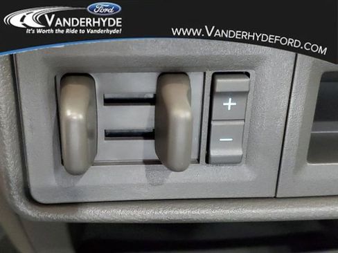 New 2025 Ford Transit 250 Low Roof image 27