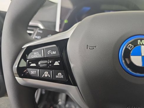 New 2026 BMW i4 xDrive40i w/ Premium Package AWD/4WD image 17