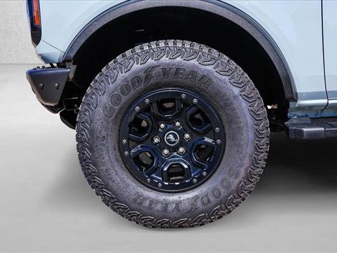 Used 2022 Ford Bronco Wildtrak AWD/4WD image 9