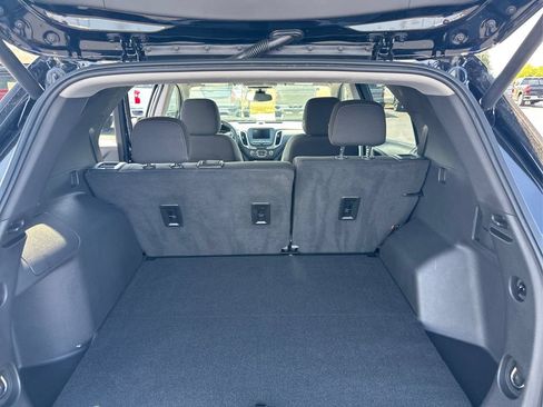 Used 2023 Chevrolet Equinox LT AWD/4WD image 13
