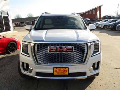 Used 2023 GMC Yukon Denali image 13