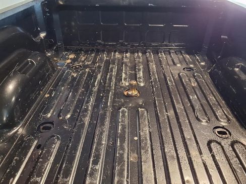 Used 2018 RAM 3500 SLT AWD/4WD image 5