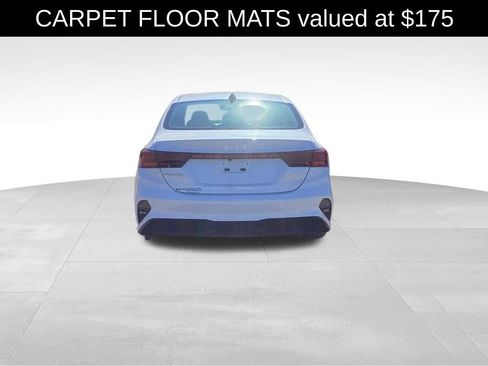 Used 2023 Kia Forte LXS w/ LXS Technology Package FWD image 6