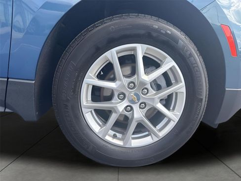 Used 2024 Chevrolet Equinox LS FWD image 10