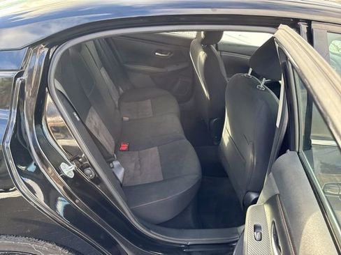 Used 2022 Nissan Sentra SR w/ Trunk Package image 13