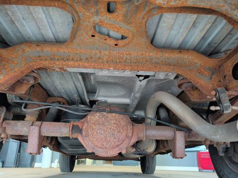 Used 2007 Chevrolet Express 1500 RWD image 24