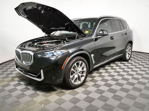 Used 2024 BMW X5 xDrive40i w/ Premium Package AWD/4WD image 34