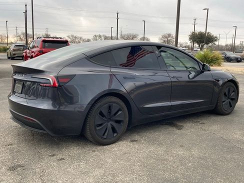Used 2024 Tesla Model 3 Standard Range image 5