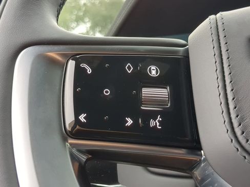 New 2025 Land Rover Range Rover SE image 25