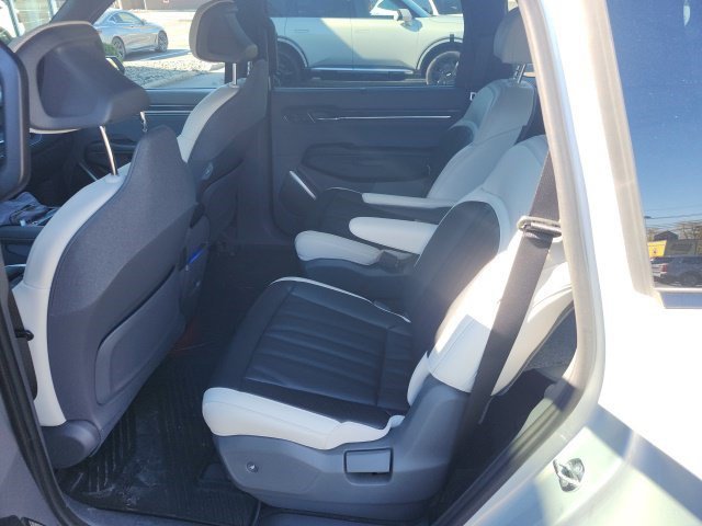 Certified 2024 Kia EV9 GT-Line AWD/4WD image 4