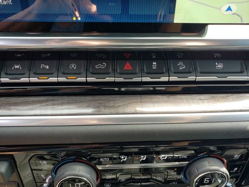 New 2026 Chevrolet Silverado 1500 LTZ AWD/4WD image 21