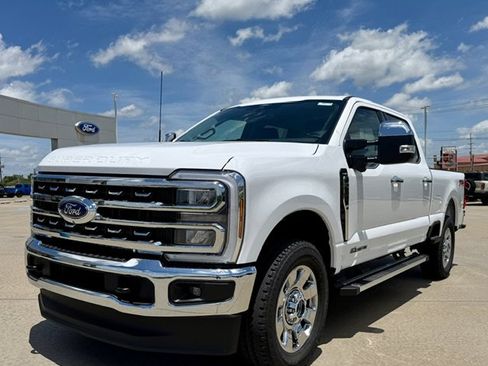 New 2026 Ford F250 Lariat w/ Chrome Package AWD/4WD image 2