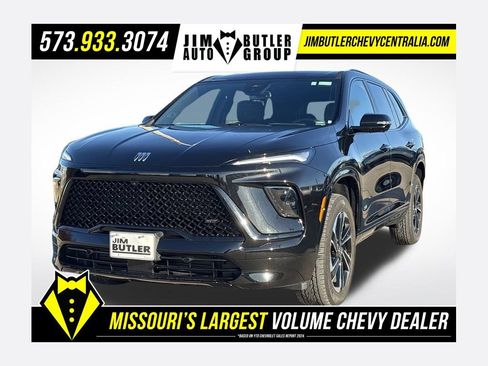 Used 2025 Buick Enclave Sport Touring image 1