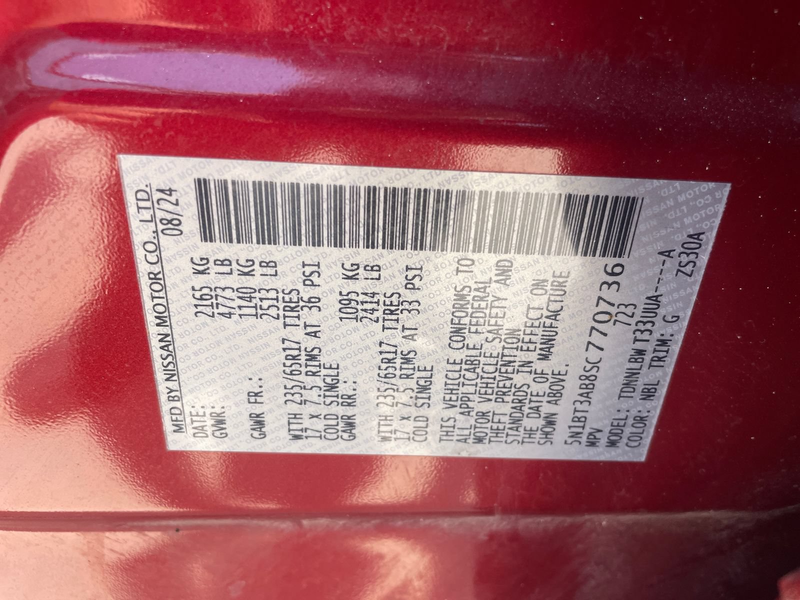 Used 2025 Nissan Rogue S AWD/4WD image 30