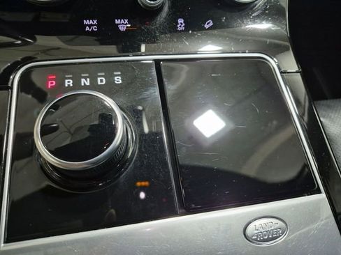 Used 2019 Land Rover Range Rover Velar R-Dynamic SE AWD/4WD image 13