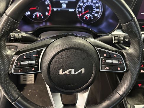 Used 2023 Kia Forte GT-Line w/ GT-Line Premium Package FWD image 19