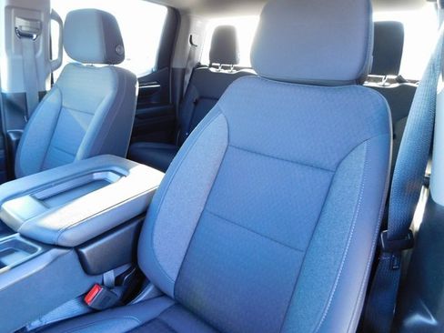 Used 2023 Chevrolet Silverado 1500 RST image 20