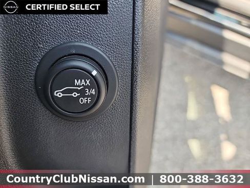 Used 2021 Chevrolet Equinox LT AWD/4WD image 13