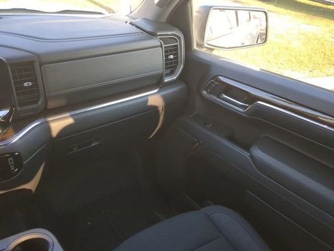 Used 2024 GMC Sierra 1500 Elevation AWD/4WD image 16