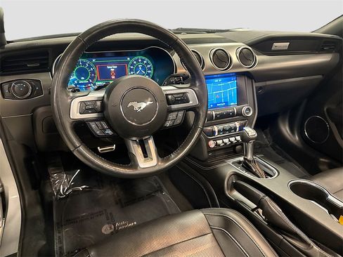 Used 2022 Ford Mustang Premium image 25