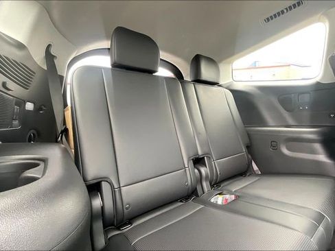 New 2026 Hyundai Ioniq 9 Calligraphy image 27