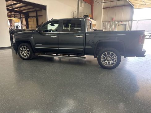Used 2017 GMC Sierra 1500 Denali image 5
