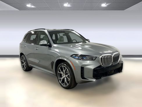 New 2026 BMW X5 sDrive40i w/ M Sport Package image 7