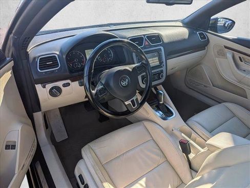 Used 2012 Volkswagen Eos Executive image 10