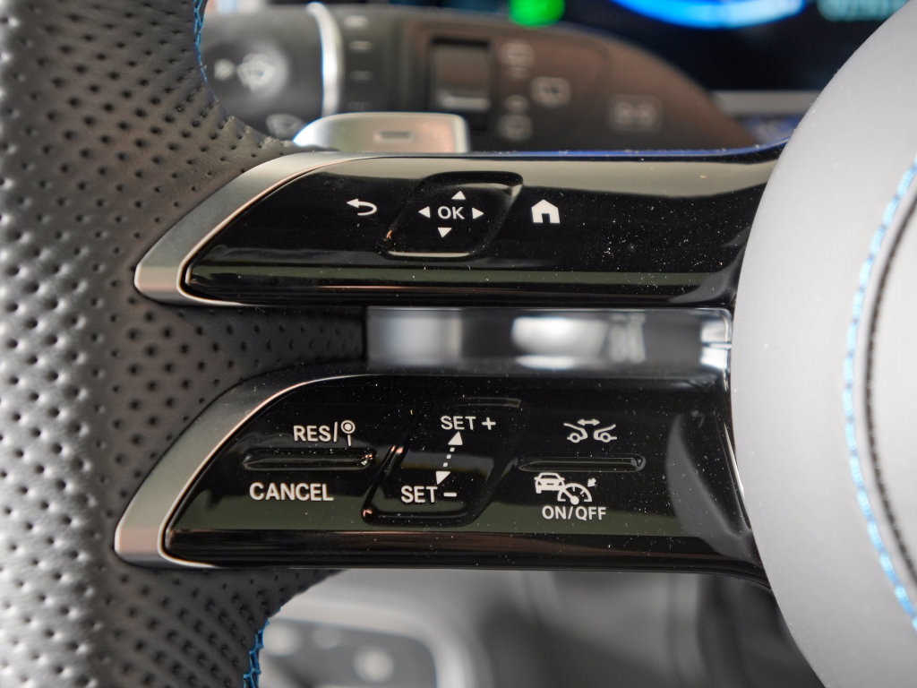 Certified 2025 Mercedes-Benz G 580 w/ EQ Technology image 17