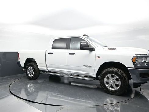 Used 2024 RAM 2500 Big Horn AWD/4WD image 1