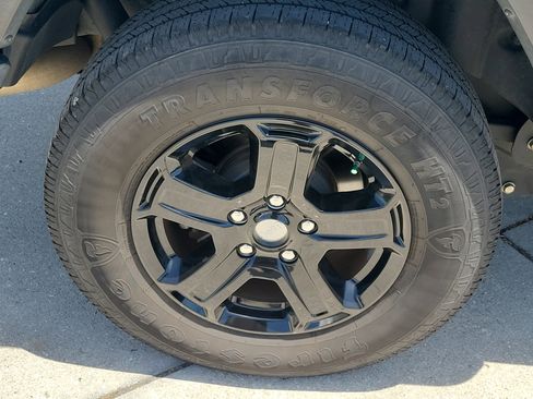 Used 2021 Jeep Wrangler Unlimited Sport AWD/4WD image 10