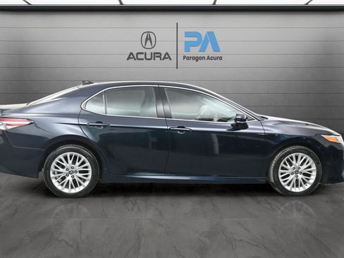 Used 2020 Toyota Camry XLE image 25