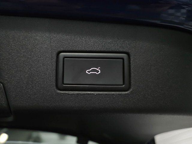 Used 2021 Volkswagen ID.4 Pro S RWD image 42