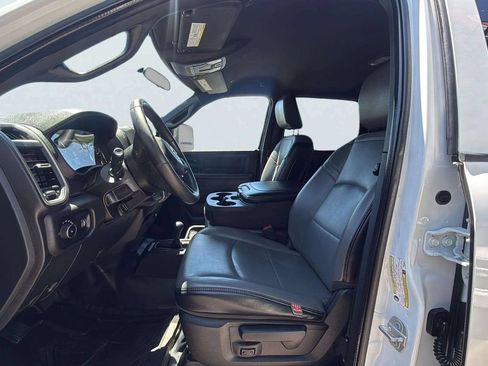 Used 2023 RAM 2500 Tradesman w/ Chrome Appearance Group AWD/4WD image 13