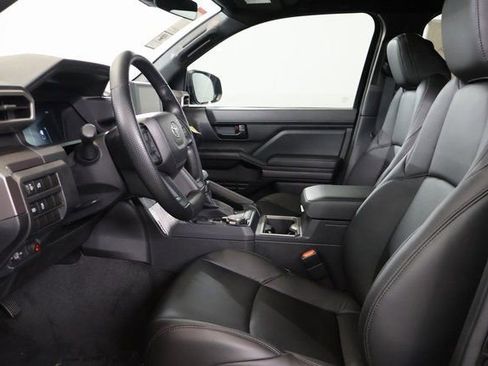 New 2025 Toyota Tacoma SR5 image 9
