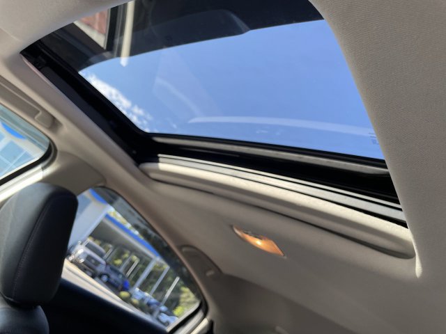 Used 2017 Honda HR-V EX-L image 15